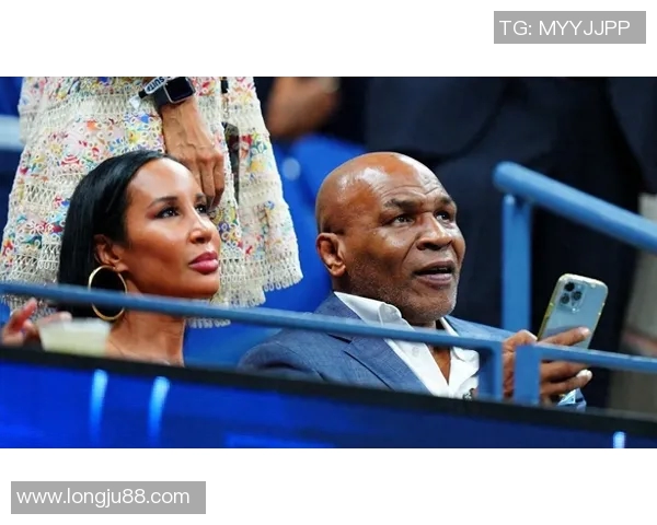 泰森与琼斯对决直播地址及观看方式详解