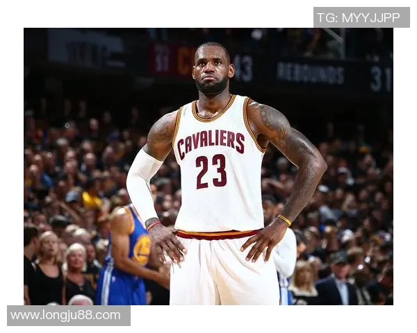 骑士与勇士总决赛直播盛况回顾及精彩瞬间分析