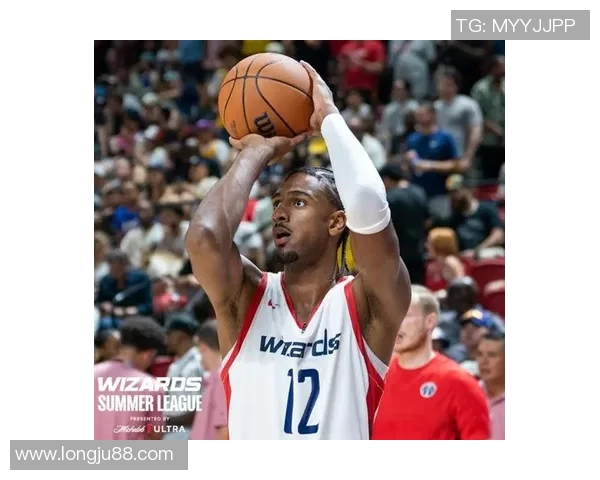 2019年火箭队与奇才队精彩对决全场集锦回顾与精彩瞬间分析