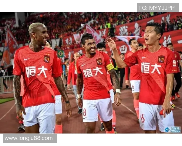 国安与恒大激战正酣球迷热议下载赛事精彩瞬间与精彩回放