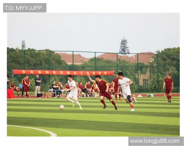 武汉网球队包夹战术创新探索与实践分析