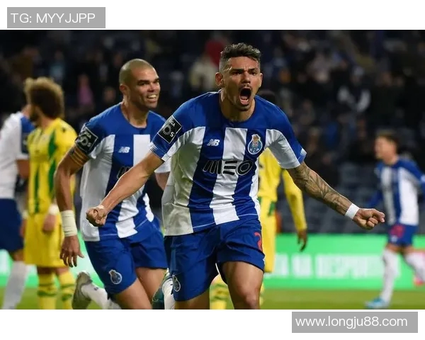 波尔图逆袭曼联的传奇之夜重温2004年欧冠经典对决