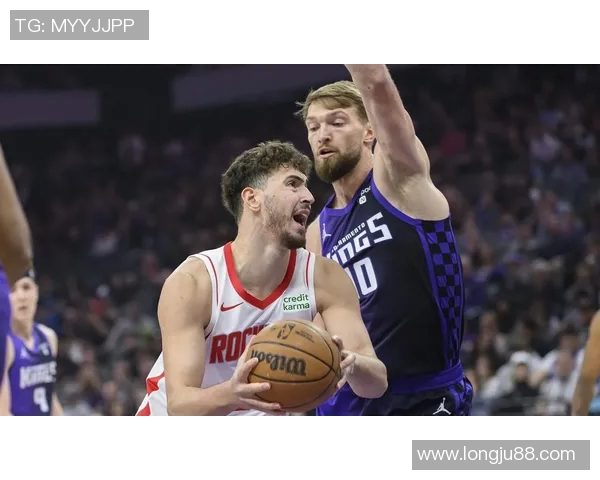 火箭队与湖人队激战正酣谁能在NBA赛场上笑到最后