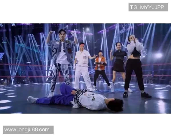 重庆街舞队的蜕变之旅：从街头文化到专业舞台的成长记录