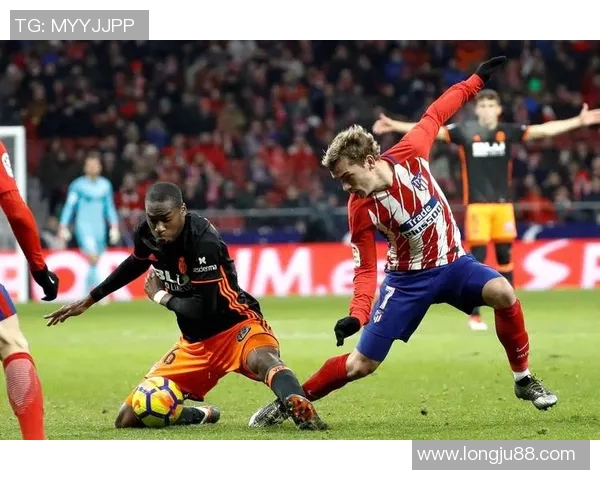 鲁多格利与巴伦西亚的激烈对决揭示了足球战术的新趋势与精彩瞬间